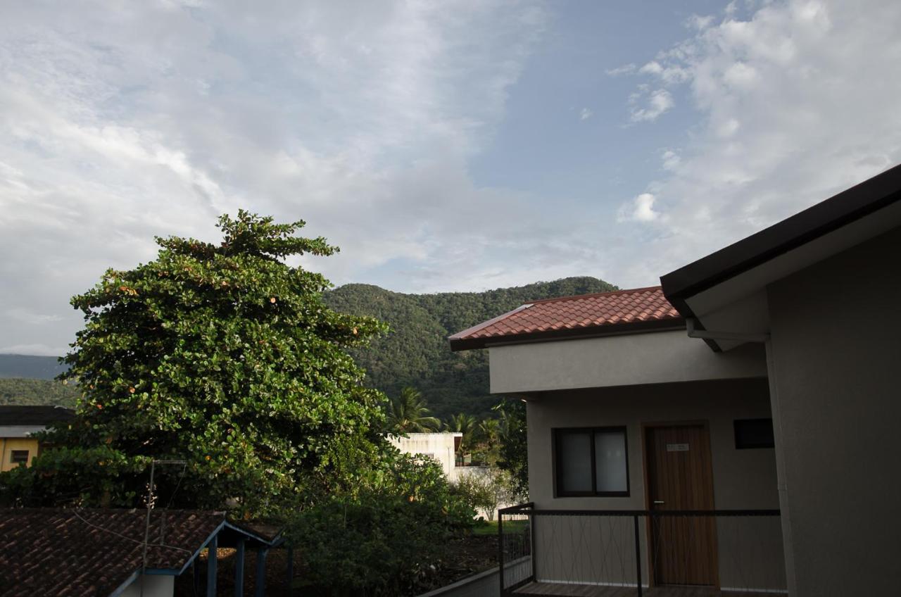 Tons De Mar Apartahotel Ubatuba